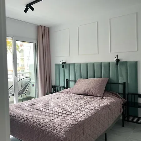 Apartment Playa Real With Sea View Marbella